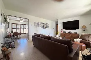 40 Victoria Dr, North Fort Myers, FL 33917 - Photo 10