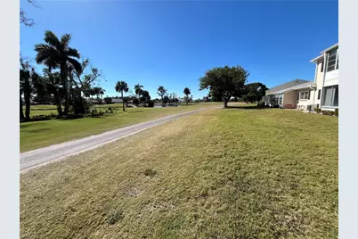1356 Myerlee Country Club Blvd #2, Fort Myers, FL 33919 - Photo 6