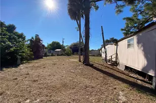 8335 Wooley Dr, North Fort Myers, FL 33917 - Photo 12