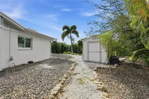 1806 Ibis Ln E, Sanibel, FL 33957 - Photo 36