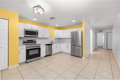 2407 George Ave S, Lehigh Acres, FL 33973 - Photo 6