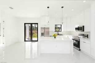 922 Sunrise Blvd, Lehigh Acres, FL 33974 - Photo 14