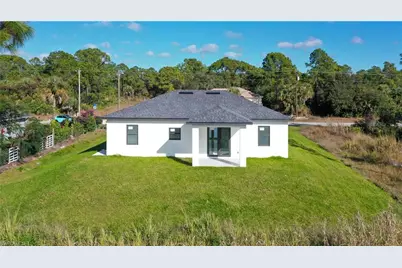 922 Sunrise Blvd, Lehigh Acres, FL 33974 - Photo 8