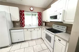 663 Astarias Cir, Fort Myers, FL 33919 - Photo 8