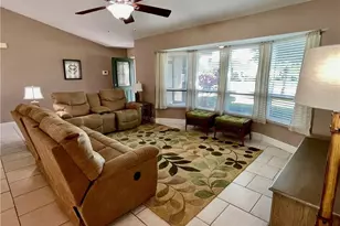 663 Astarias Cir, Fort Myers, FL 33919 - Photo 4