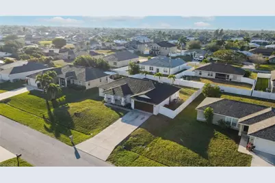 328 SW 19th Ter, Cape Coral, FL 33991 - Photo 8