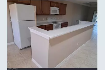 724 SW 35th St, Cape Coral, FL 33914 - Photo 2