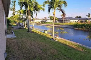 724 SW 35th St, Cape Coral, FL 33914 - Photo 16