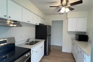 16 Tangerine Ct, Lehigh Acres, FL 33936 - Photo 4