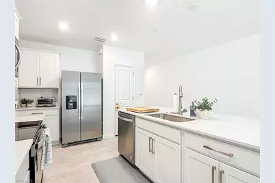 1508 Fells Cove Ln, Cape Coral, FL 33909 - Photo 12