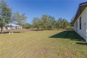 2512 61st St W, Lehigh Acres, FL 33971 - Photo 26