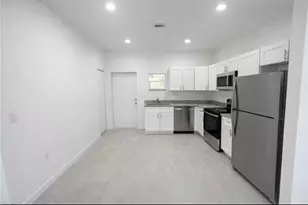 3121 24th St SW, Lehigh Acres, FL 33976 - Photo 4