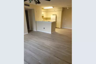 13521 Eagle Ridge Dr #112, Fort Myers, FL 33912 - Photo 6