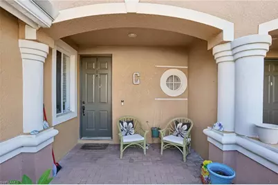 3350 Dandolo Cir, Cape Coral, FL 33909 - Photo 2