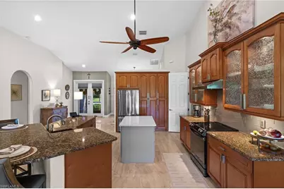 1924 SW 17th Pl, Cape Coral, FL 33991 - Photo 6