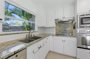 1150 Vesper Dr, Fort Myers, FL 33901 - Photo 14