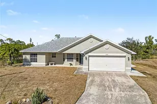 2369 NE 43rd Ln, Cape Coral, FL 33909 - Photo 26