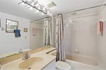 5810 Trailwinds Dr #912, Fort Myers, FL 33907 - Photo 12