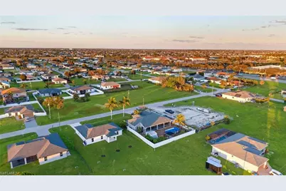 1706 NW 5th St, Cape Coral, FL 33993 - Photo 30