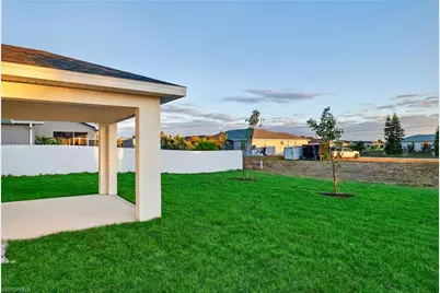 1706 NW 5th St, Cape Coral, FL 33993 - Photo 4