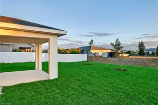 1706 NW 5th St, Cape Coral, FL 33993 - Photo 4