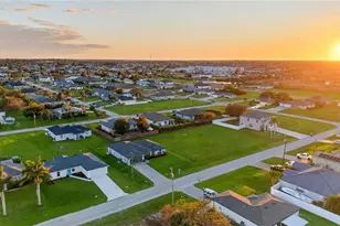 1706 NW 5th St, Cape Coral, FL 33993 - Photo 28