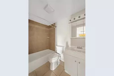 204 2nd St #1, Fort Myers, FL 33907 - Photo 4