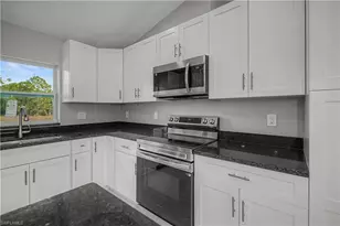 5033 N Peachtree Circle, Labelle, FL 33935 - Photo 36