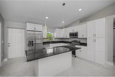 5033 N Peachtree Cir, Labelle, FL 33935 - Photo 34