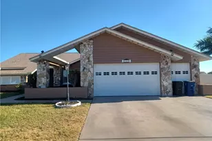 11891 Prince Charles Ct, Cape Coral, FL 33991 - Photo 4