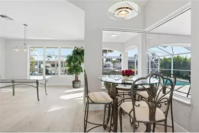 5267 Stratford Ct, Cape Coral, FL 33904 - Photo 12