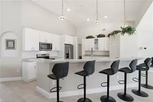 5267 Stratford Ct, Cape Coral, FL 33904 - Photo 4