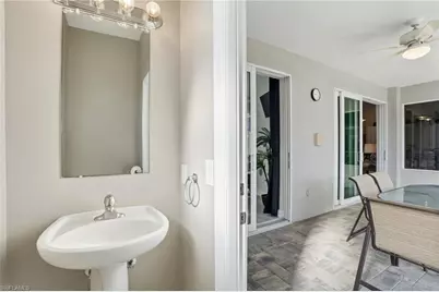 5267 Stratford Ct, Cape Coral, FL 33904 - Photo 38