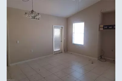 1843 Concordia Lake Cir #1009, Cape Coral, FL 33909 - Photo 4