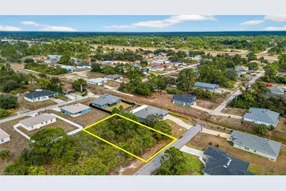 2602 39th St W, Lehigh Acres, FL 33971 - Photo 16