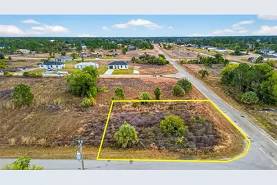 733 Euston Ave S, Lehigh Acres, FL 33974 - Photo 4