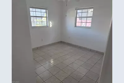 204 E Bougainvillea Rd, Lehigh Acres, FL 33936 - Photo 16