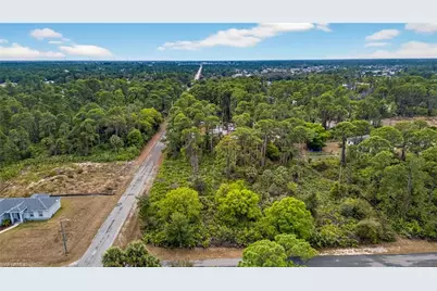 1221 Wagner Ave, Lehigh Acres, FL 33972 - Photo 2