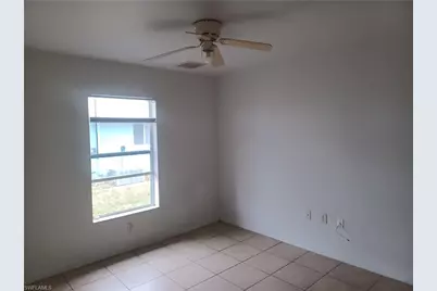 3020 SE Santa Barbara Pl, Cape Coral, FL 33904 - Photo 12