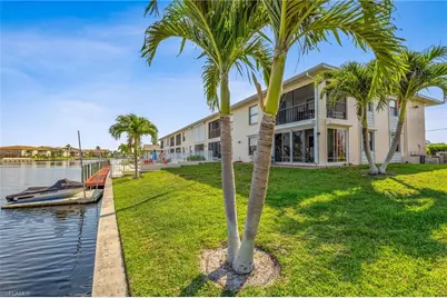 4538 SE 5th Pl #3, Cape Coral, FL 33904 - Photo 4