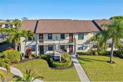 9290 Lake Park Dr #201, Fort Myers, FL 33919 - Photo 1