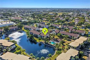 9290 Lake Park Dr, Fort Myers, FL 33919 - Photo 2