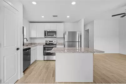 706 Zeppelin Pl, Fort Myers, FL 33913 - Photo 8