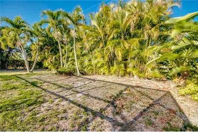 110 SE 13th Pl, Cape Coral, FL 33990 - Photo 48