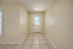 110 SE 13th Pl, Cape Coral, FL 33990 - Photo 4