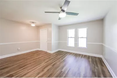 720 SW 8th Ter, Cape Coral, FL 33991 - Photo 4