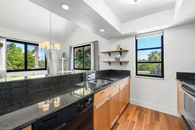 984 Greenwood Ct S, Sanibel, FL 33957 - Photo 12