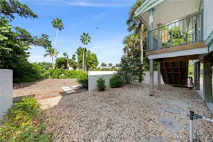 984 Greenwood Ct S, Sanibel, FL 33957 - Photo 46