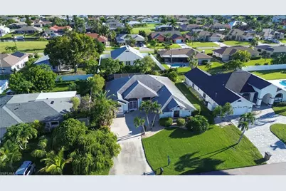 1202 SE 21st St, Cape Coral, FL 33990 - Photo 30