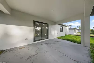 913 Cleveland Ave, Lehigh Acres, FL 33972 - Photo 20